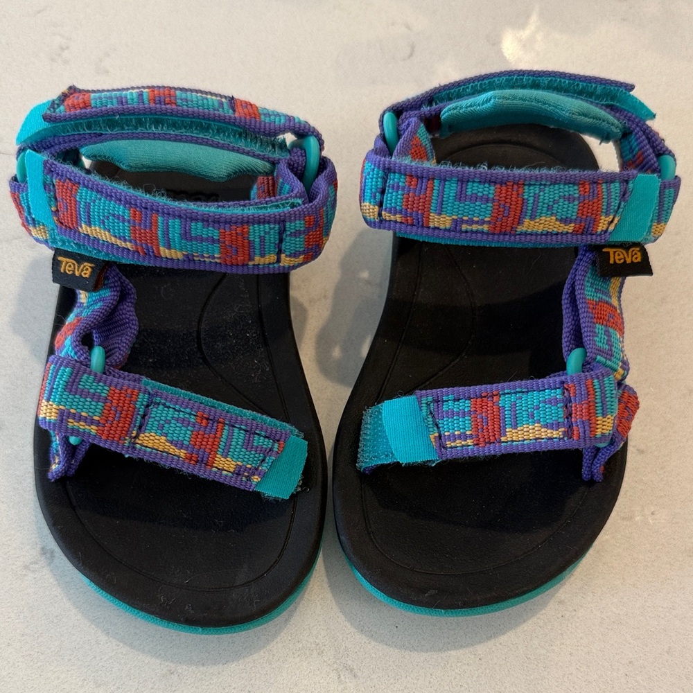 Tea Toddler Size 5 Sandals